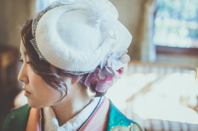 CUCURUフォトプランの和装花嫁さまのコーディネートのご紹介です(色打掛):色打掛×洋髪コーディネート