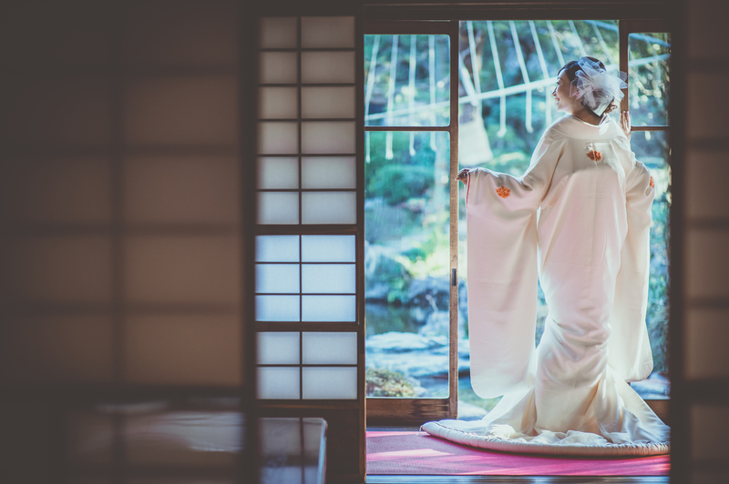 CUCURUフォトプランでロケーション撮影をされた和装花嫁さまののご紹介です(白無垢)