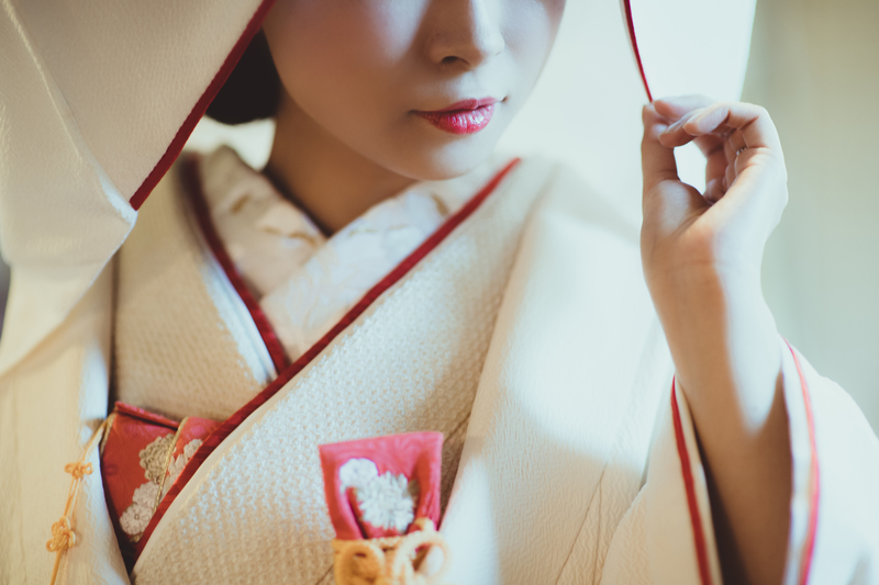 CUCURUフォトプランでロケーション撮影をされた和装花嫁さまののご紹介です(白無垢)