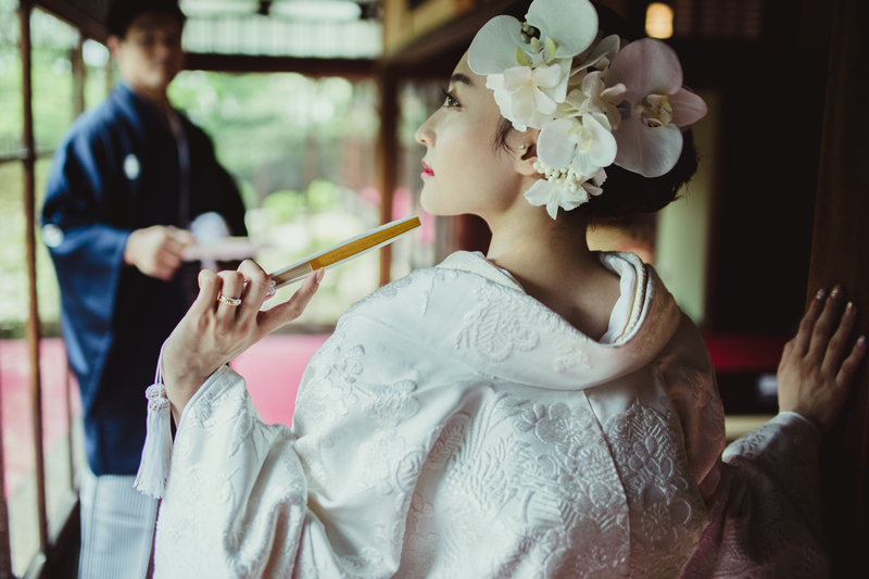 CUCURUフォトプランで前撮りされた和装花嫁さまのコーディネートをご紹介いたします(白無垢→色打掛)