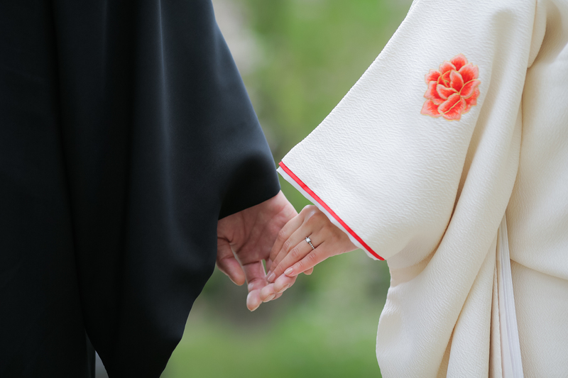 春の京都で、白無垢での前撮りをされた先輩花嫁さまをご紹介いたします。