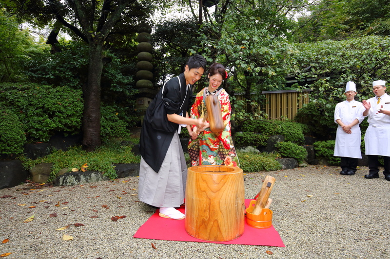 八芳園でお式をされた和装花嫁さまをご紹介いたします(色打掛):色打掛コーディネート